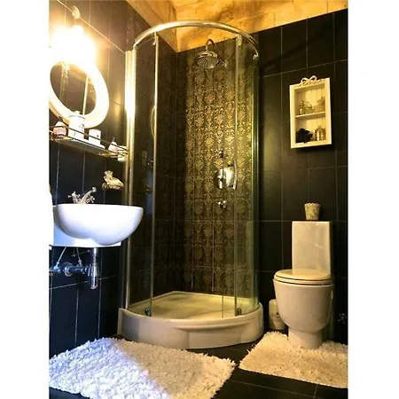Charming Maltese Apartment With Terrace Panzió *